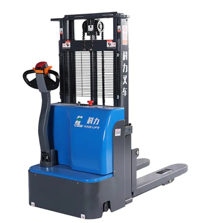 Electric forklifts: The path to automation in warehouse management?